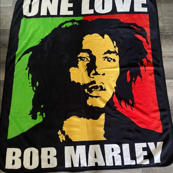 Beautiful BOB MARLEY blanket - Picture 2 of 7